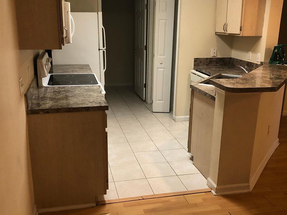 1st image of 725 Crest Pines Dr APT 411