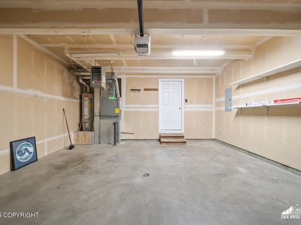 1766 Wildberry Loop, Anchorage, AK 99502