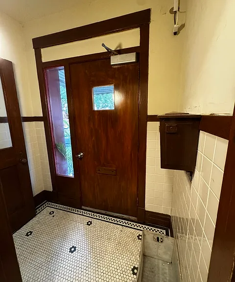 4606 N Saint Louis Ave #1 — Photo 1