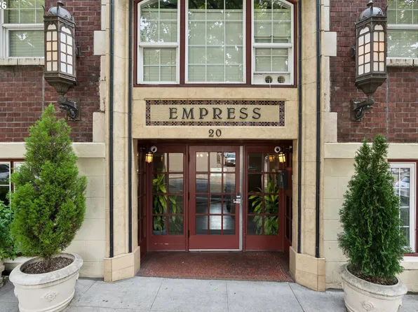 20 NW 16th Ave APT 8, Portland, OR 97209