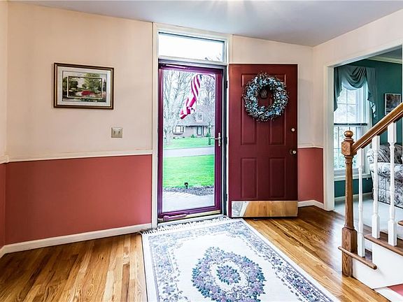 3rd image of 8280 Iliad Dr
