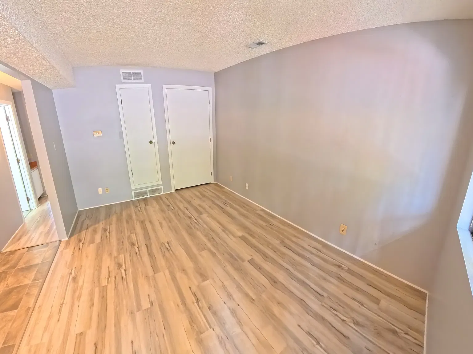 2 bed, 800 sqft, $799 — Photo 1