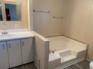 2918 NE Riverside Ave SPC 1, Pendleton, OR 97801