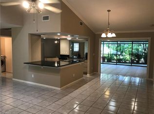 810 Nottingham Dr, Naples, FL 34109
