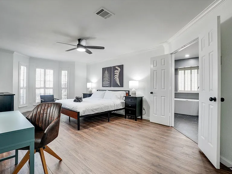 922 Blackstone Dr — Photo 20