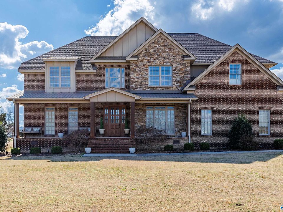 1st image of 42 Birdie Rd