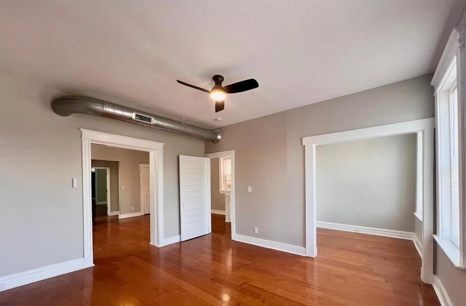 2 bed, 2356 sqft, $1,200 — Photo 1