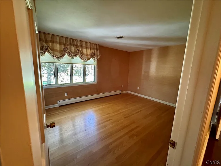 112 Old Farm Rd — Photo 16
