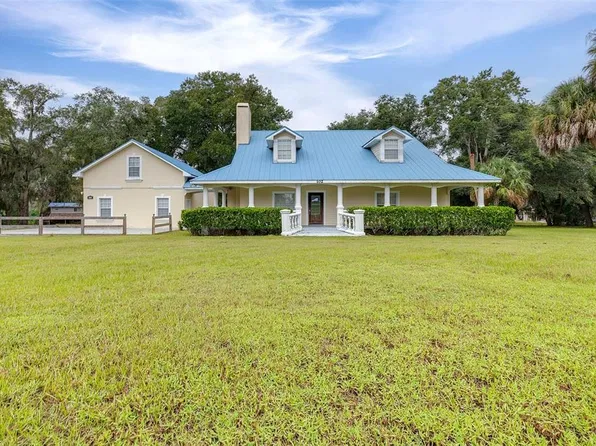 102 Citrus Grove Blvd S, Polk City, FL 33868