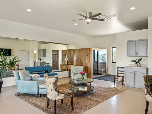 12 Cielo Sonrisa Ct, Santa Fe, NM 87506