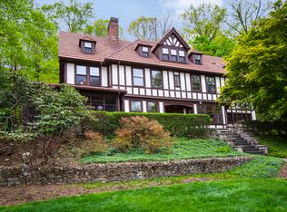 40 Lloyd Rd, Montclair, NJ 07042