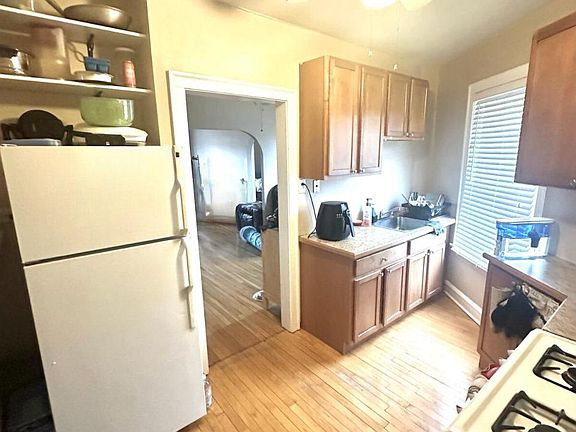 5th image of 6866 N Overhill Ave #3