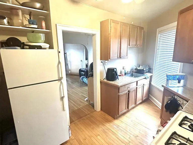 6866 N Overhill Ave #3 — Photo 5