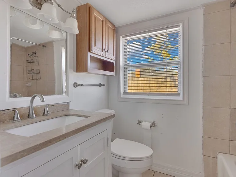 3524 W Shandon Ave — Photo 11