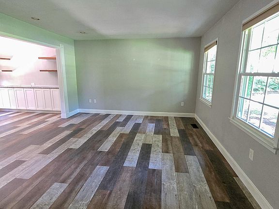 5th image of 5813 Rangeley Dr