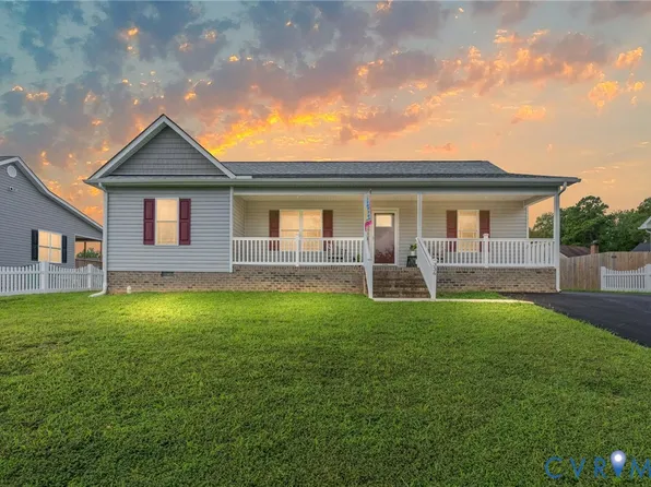 336 Pinecliffe Dr, Colonial Heights, VA 23834