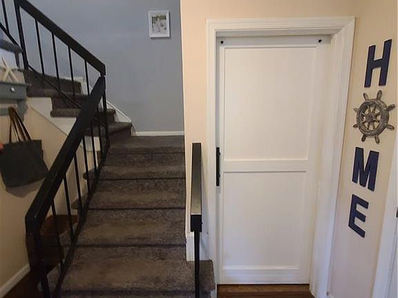 4th image of 5774 Albright Dr