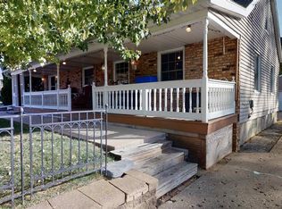 312 Margaret Dr, Creve Coeur, IL