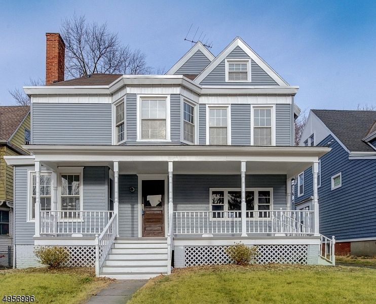 1st image of 22 Glenwood Pl