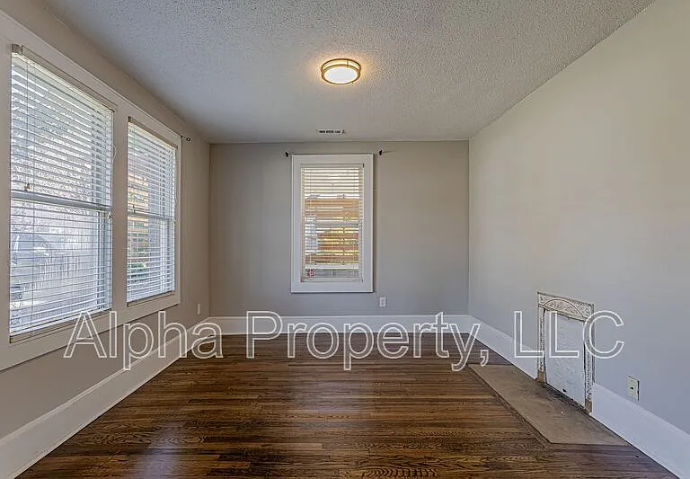 12 E Blue Ridge Dr — Photo 5