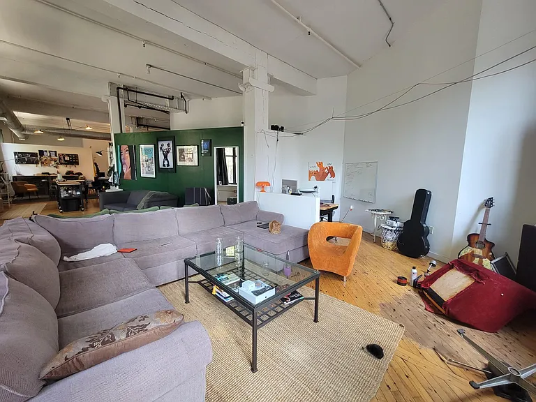 428 N 13th St #2H — Photo 15