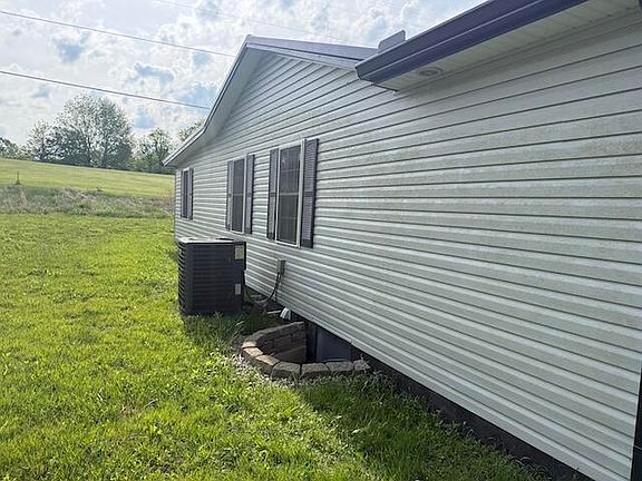 2nd image of 3886 Stepstone Rd