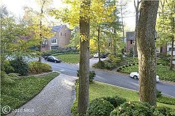 4th image of 5111 Duvall Dr
