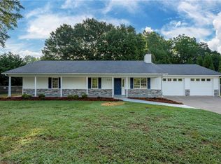 865 Lewisville Vienna Rd, Lewisville, NC 27023