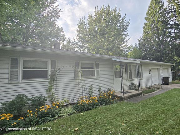 3rd image of 398 3rd St