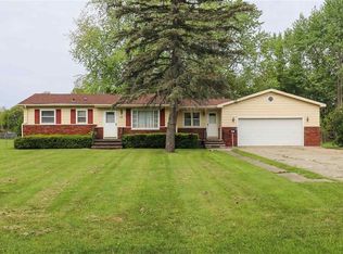 5444 Wakefield Rd, Grand Blanc, MI 48439