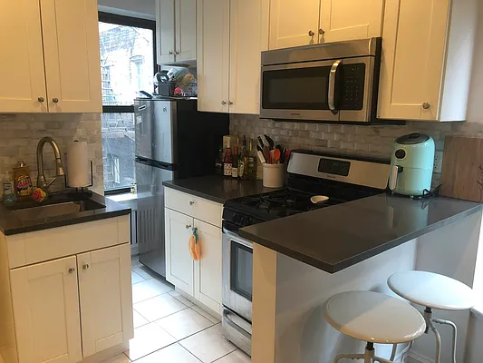 Rented by CNYC Apartments | media 70