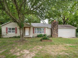 209 School Ave, Elm Springs, AR 72728