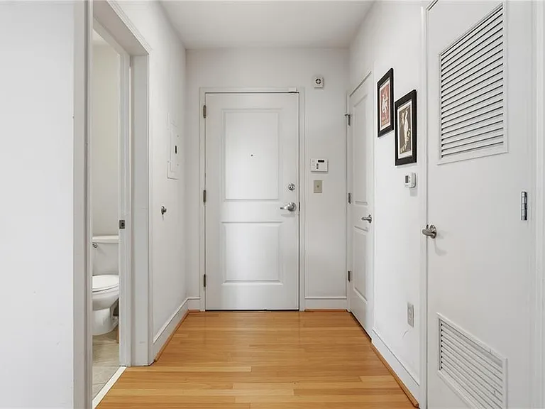 44 Peachtree Pl NW #424 — Photo 3