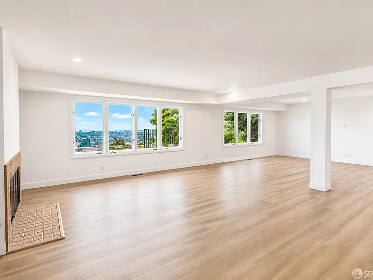 67 Grand View Ave — Photo 3