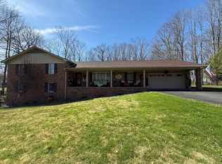 3685 Grandview Rd, Beaver, WV 25813
