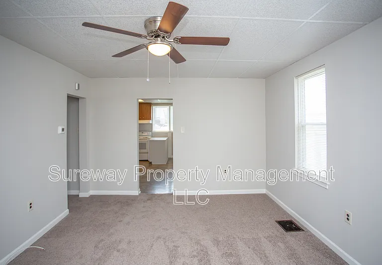 509 S Main St #B — Photo 3