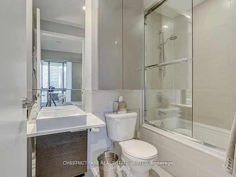 8 Charlotte St #2904 — Photo 14