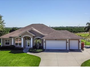 607 Sunset Pointe Dr, Lake Placid, FL 33852
