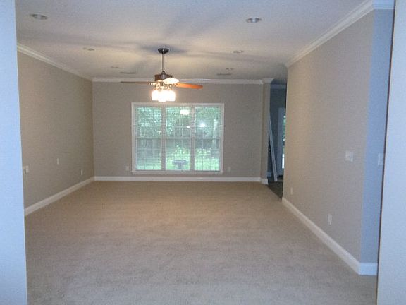 3rd image of 4815 McAllister St
