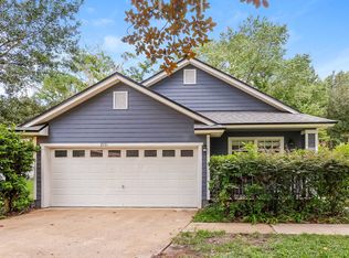 2131 Carnes St, Orange Park, FL 32073