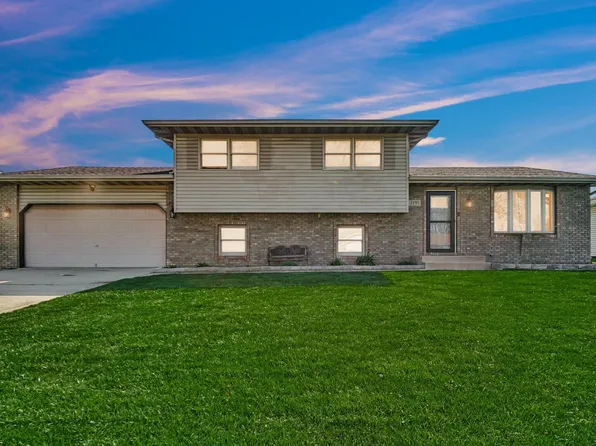 3191 Teresa St, Portage, IN 46368