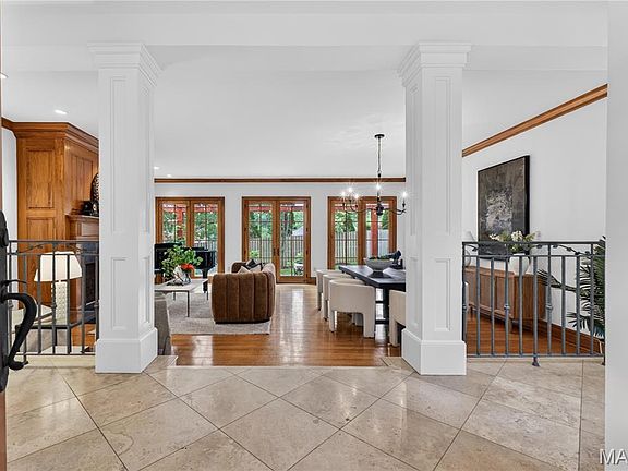 4th image of 1189 Hampton Park Dr