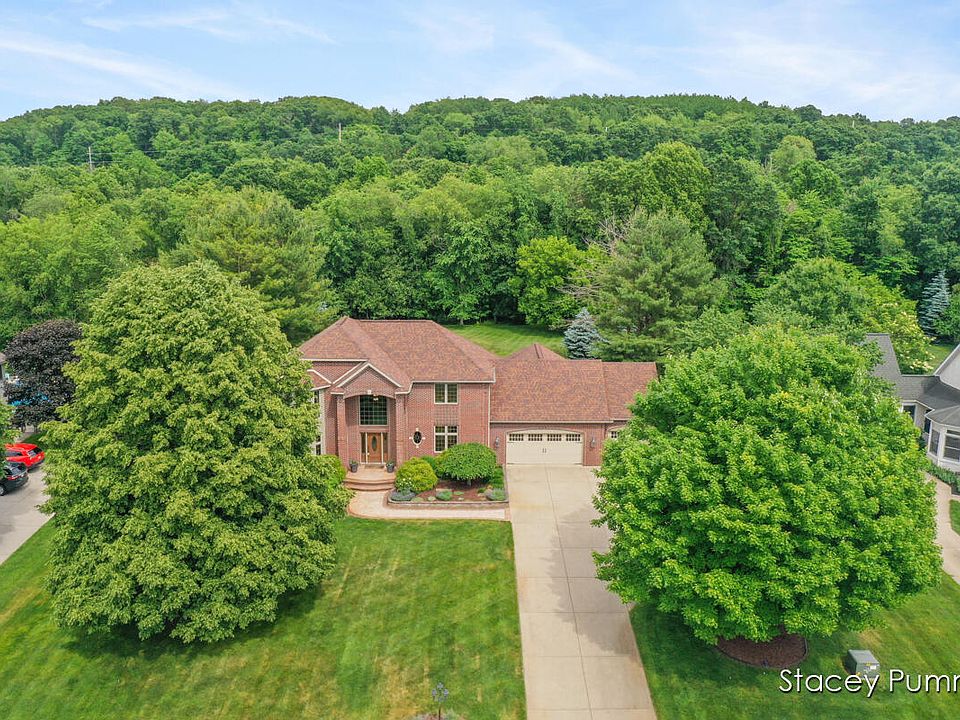 1st image of 3044 Cooks Creek Dr NE