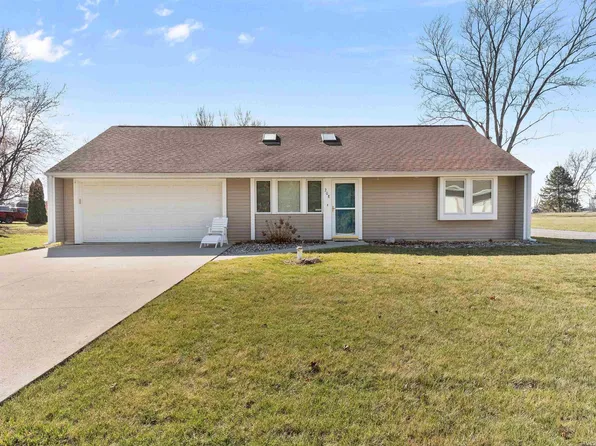 208 S Tamarack St, Laotto, IN 46763