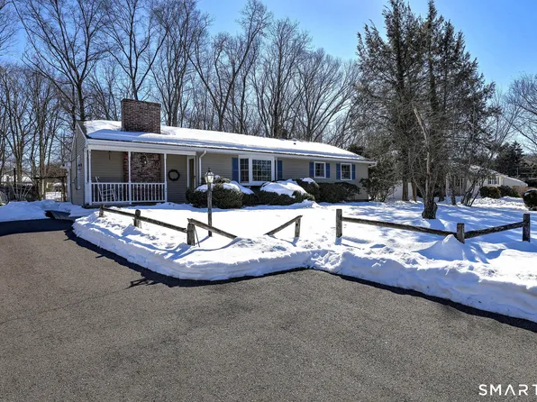 30 Crestview Terrace, Wallingford, CT 06492