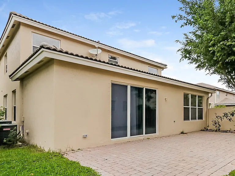 4312 N Magnolia Cir — Photo 16