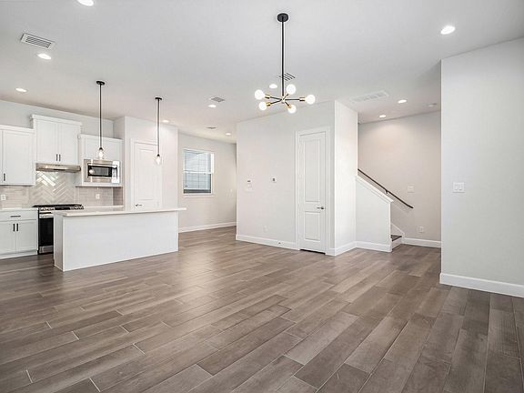 4th image of 9573 Neuens Rd #A