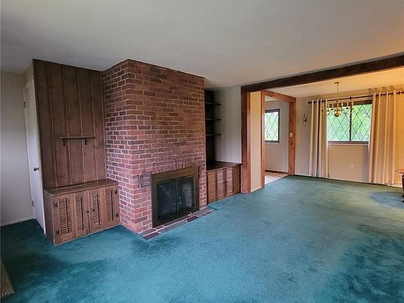 2nd image of 89 Wynnecliffe Dr