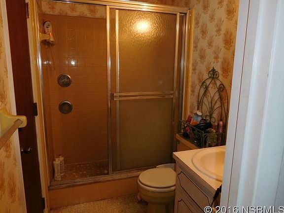 5th image of 2830 Victory Palm Dr