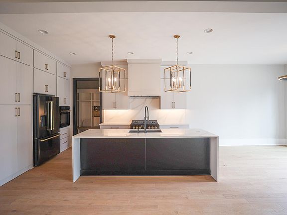 5th image of 5841 Carriage Gate Dr